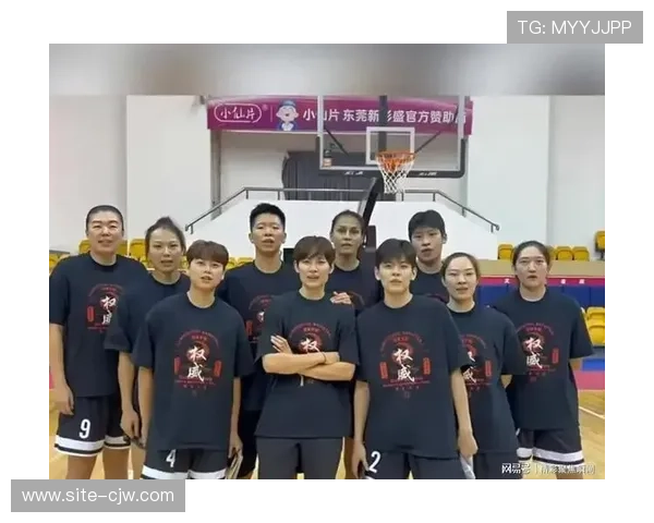 广东女篮杨舒予陈明伶上调国家队 缺席俱乐部杯影响阵容深度 广东女篮杨舒予陈明伶上调国家队 缺席俱乐部杯影响阵容深度