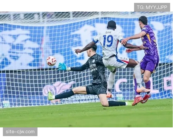 上海海港三场失利均为一球之差，细节处理成卫冕冠军短板